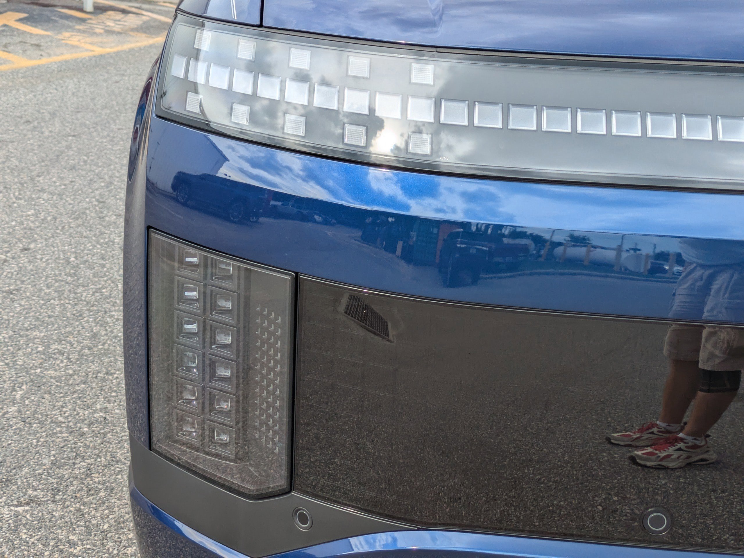 New 2026 Hyundai Ioniq 9 SE image 13