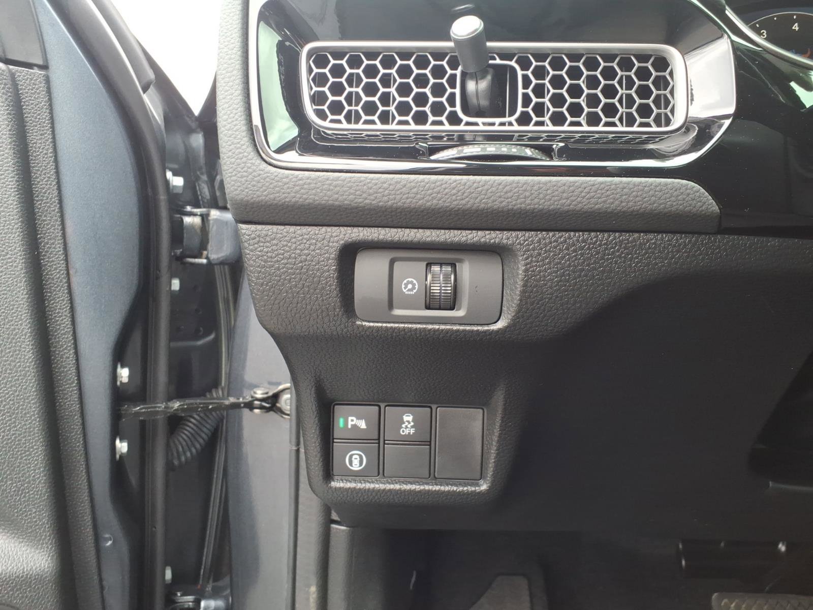 Certified 2024 Honda Civic Touring image 12