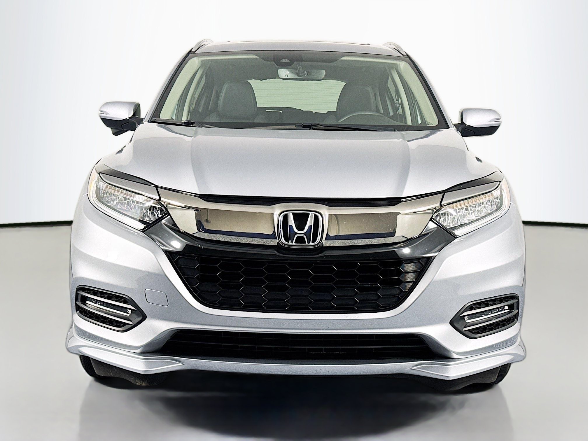 Certified 2020 Honda HR-V Touring image 2