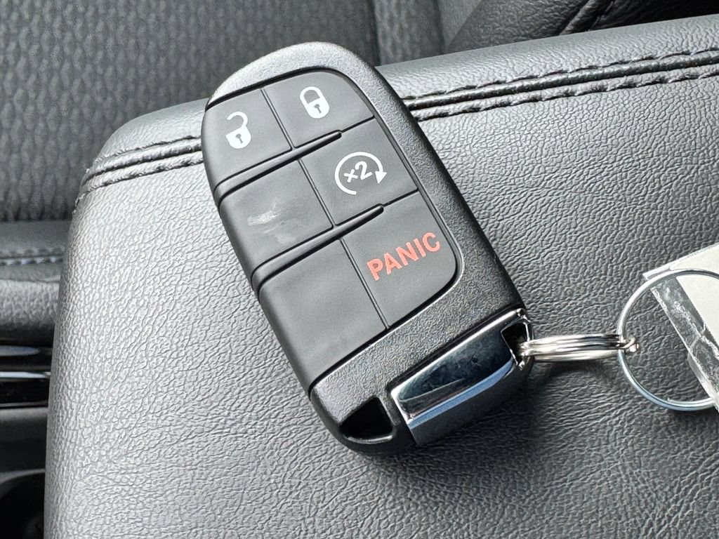 New 2026 Jeep Compass Latitude AWD/4WD image 30