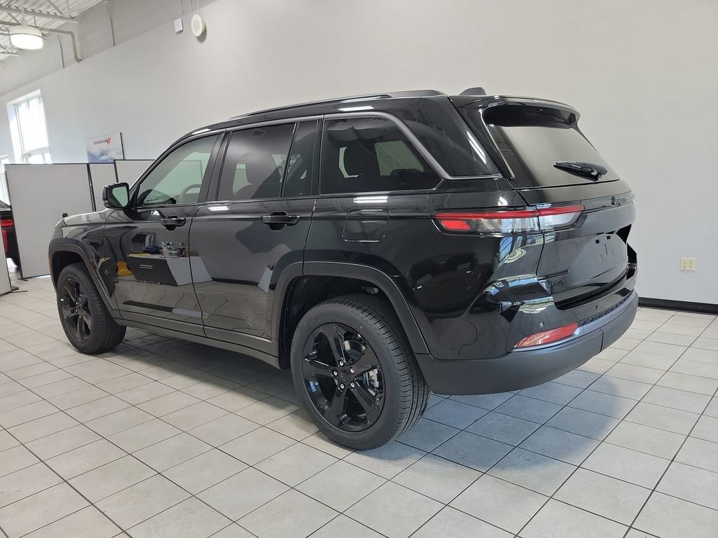 New 2026 Jeep Grand Cherokee Limited image 4