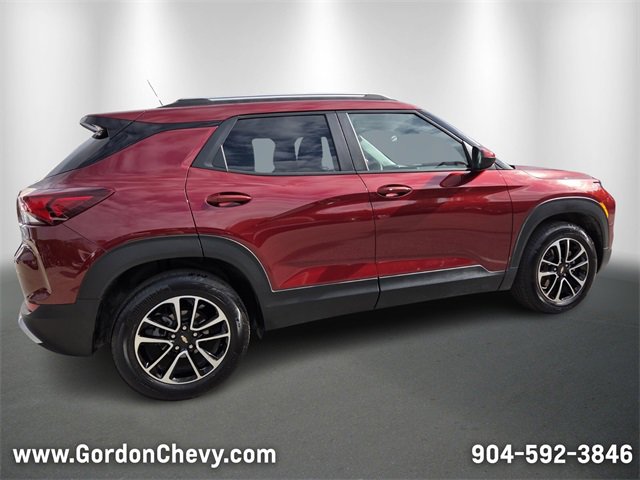 Used 2025 Chevrolet TrailBlazer LT image 5