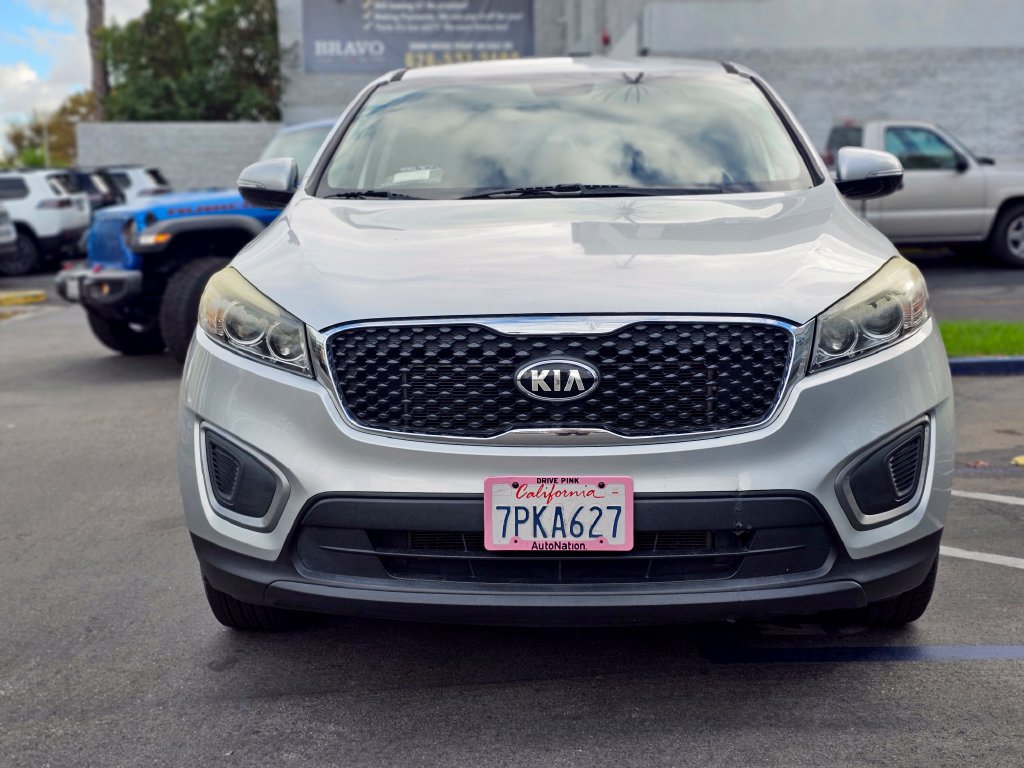 Used 2016 Kia Sorento L FWD image 3