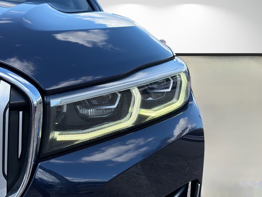 Used 2020 BMW 740i w/ Premium Package image 9