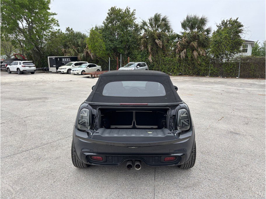 Used 2018 MINI Cooper S image 39