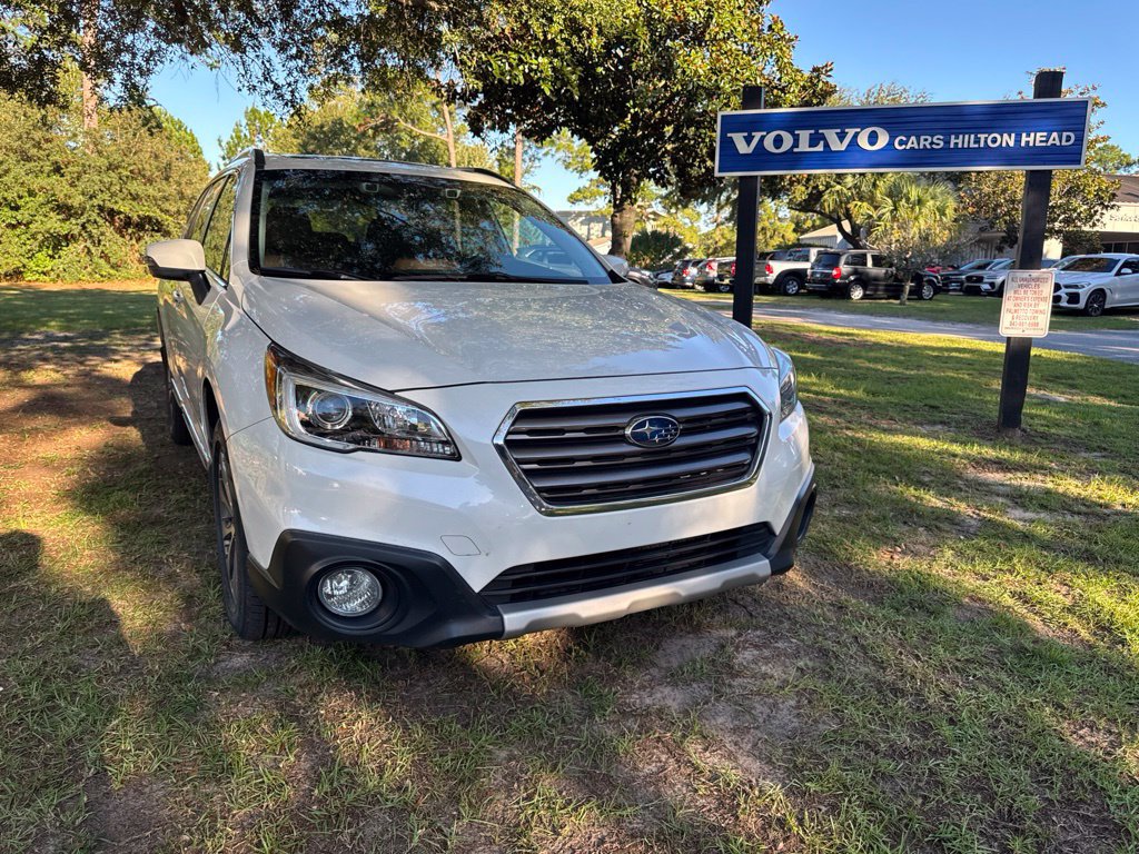 Used 2017 Subaru Outback 2.5i Touring w/ Popular Package #5A AWD/4WD image 2