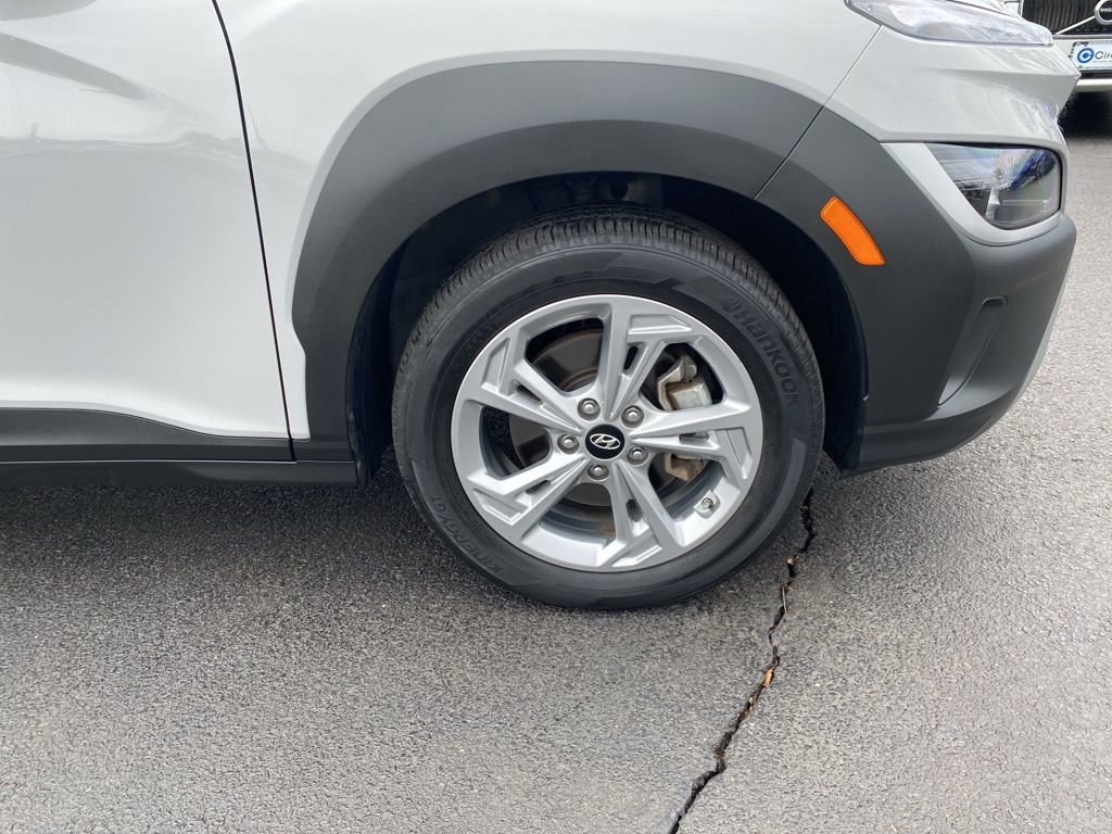 Certified 2023 Hyundai Kona SEL w/ Cargo Package image 9