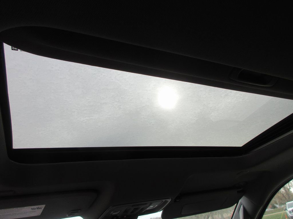 New 2026 GMC Sierra 1500 SLT w/ SLT Premium Plus Package image 13