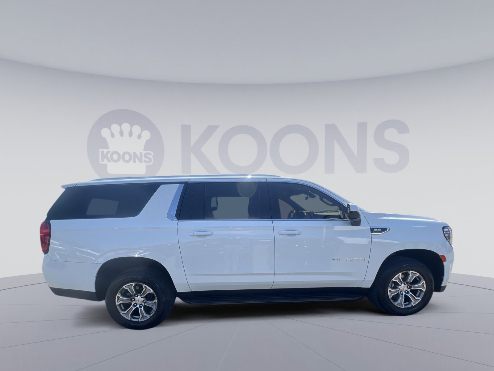 Used 2021 GMC Yukon XL SLE AWD/4WD image 17