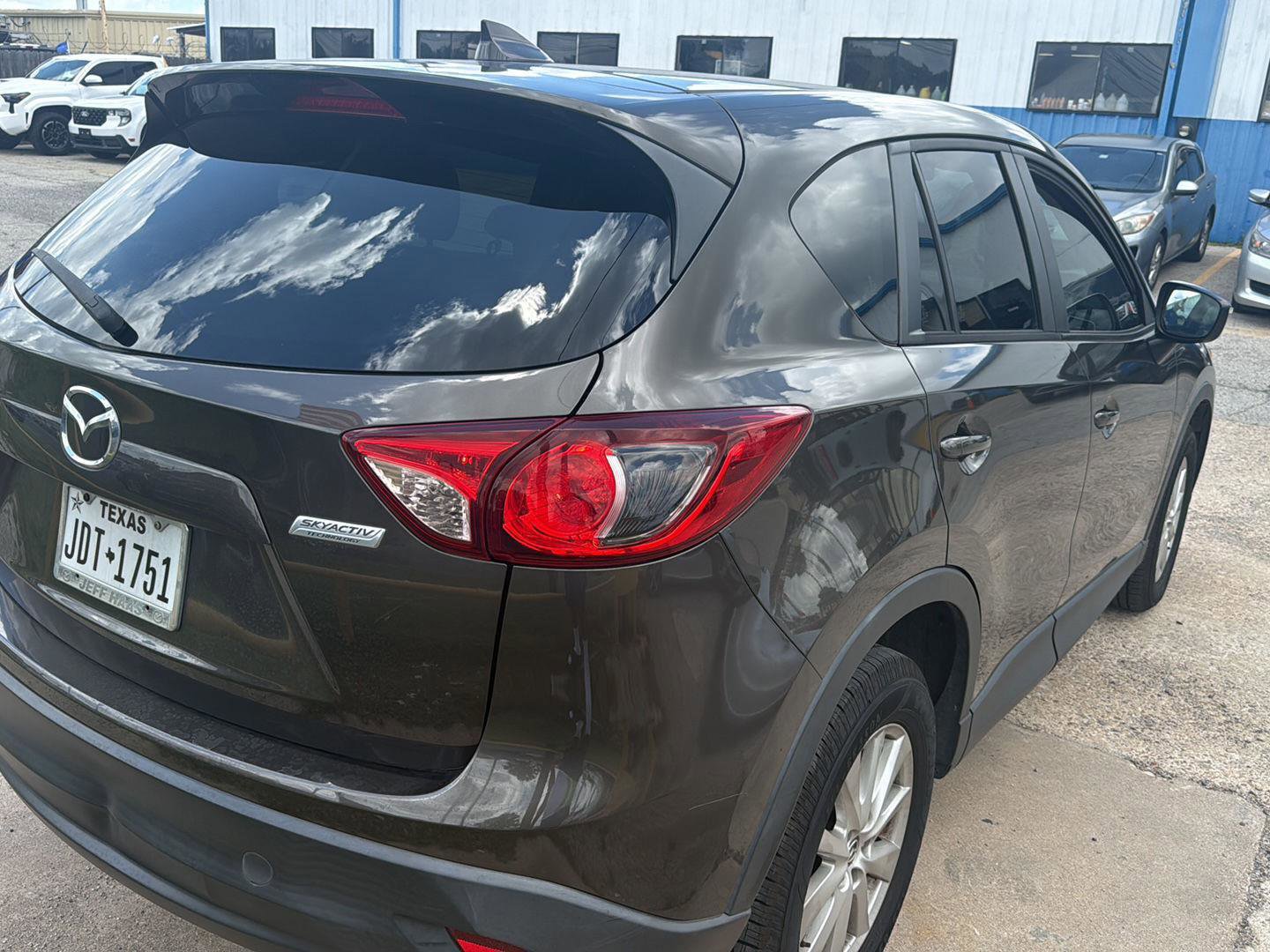 Used 2016 MAZDA CX-5 Touring FWD image 3
