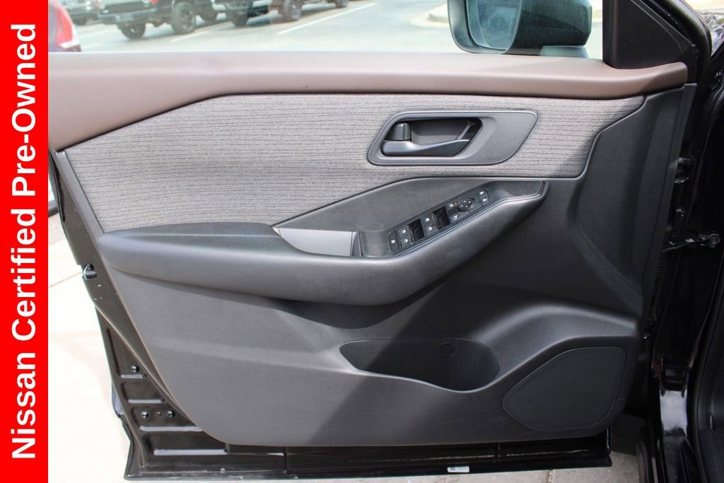 Certified 2023 Nissan Rogue S image 18