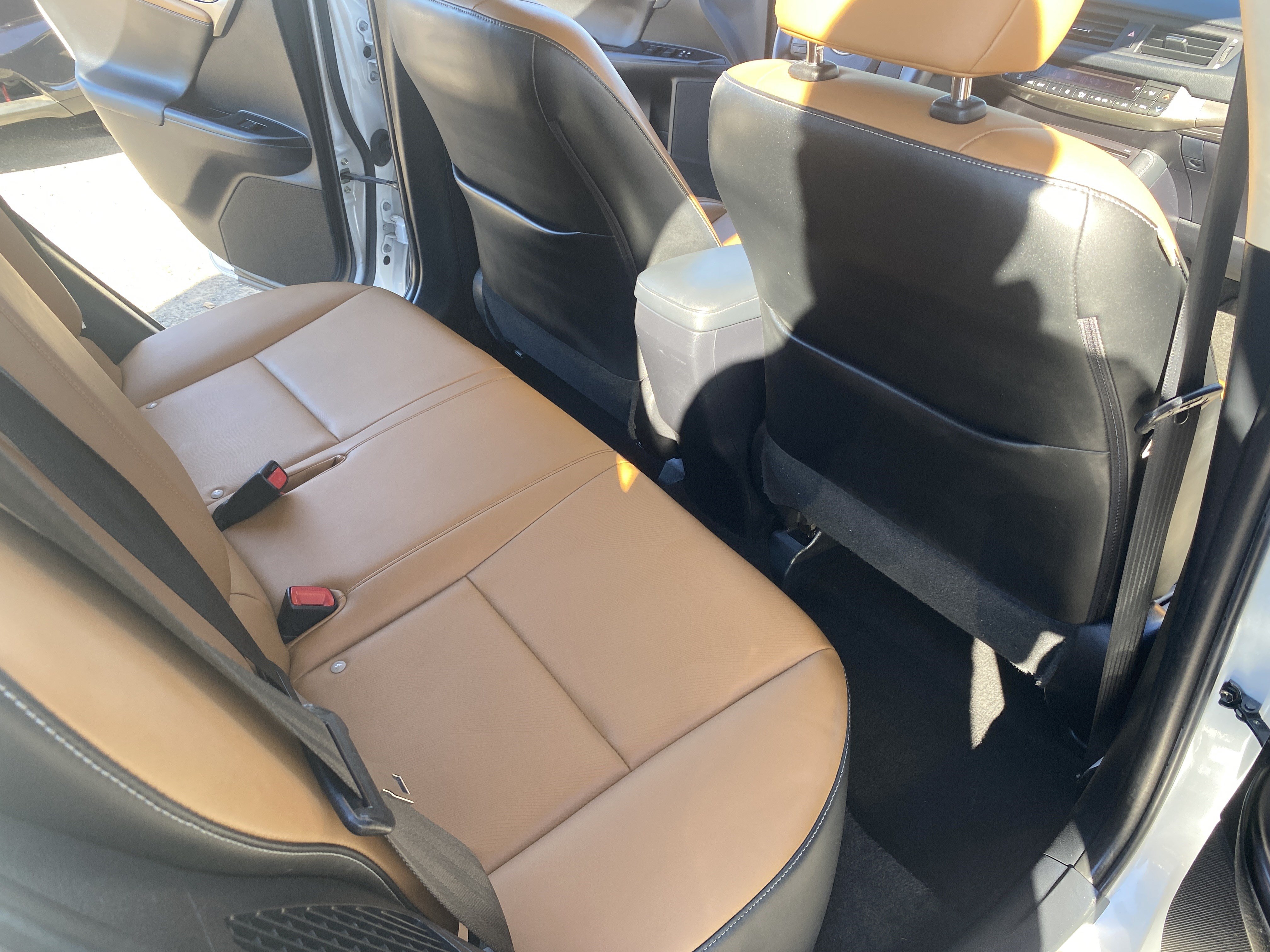 Used 2015 Lexus CT 200h FWD image 18