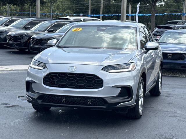 Used 2025 Honda HR-V LX image 13