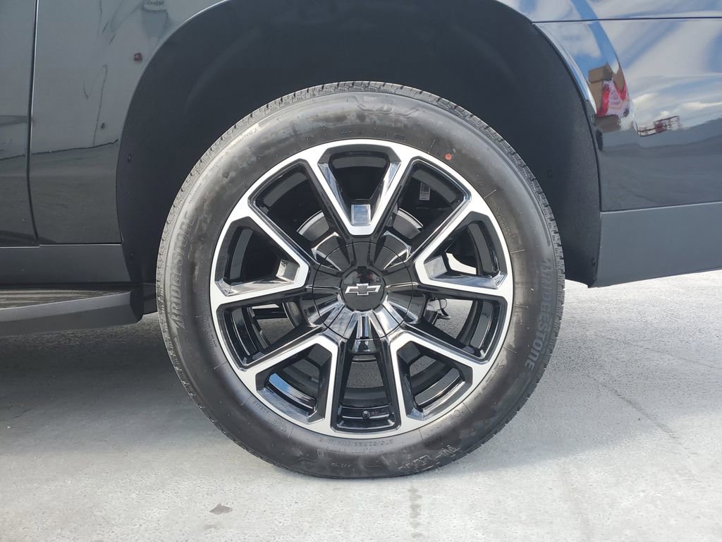 New 2026 Chevrolet Suburban RST w/ Comfort Package RWD image 6