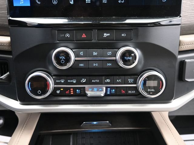 Used 2024 Ford Expedition Max Limited image 19