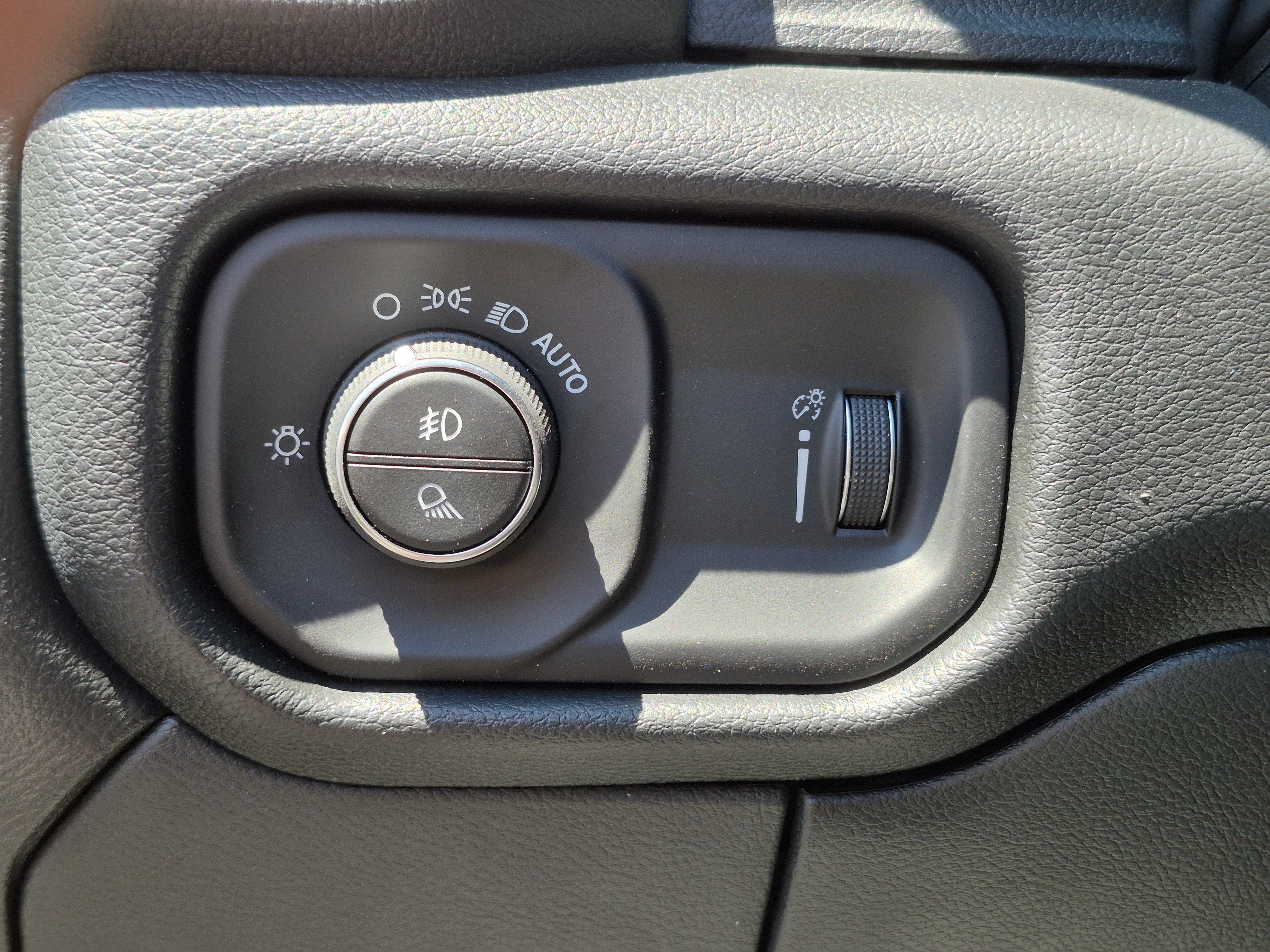New 2026 RAM 3500 Tradesman AWD/4WD image 9