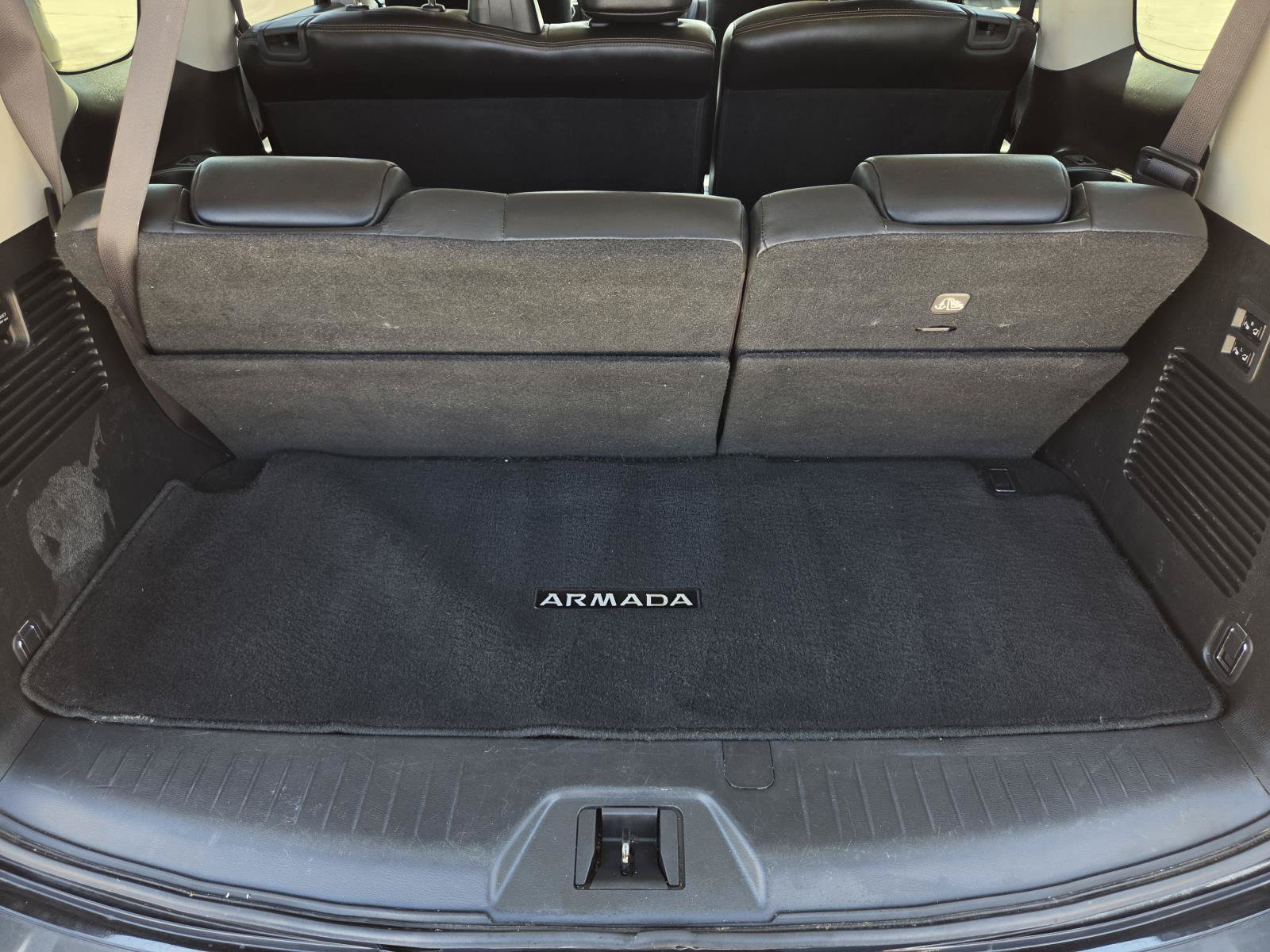Used 2019 Nissan Armada SL w/ Premium Package AWD/4WD image 15