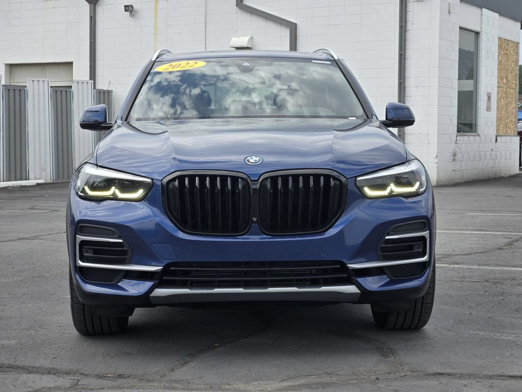 Used 2022 BMW X5 xDrive45e w/ Premium Package AWD/4WD image 2