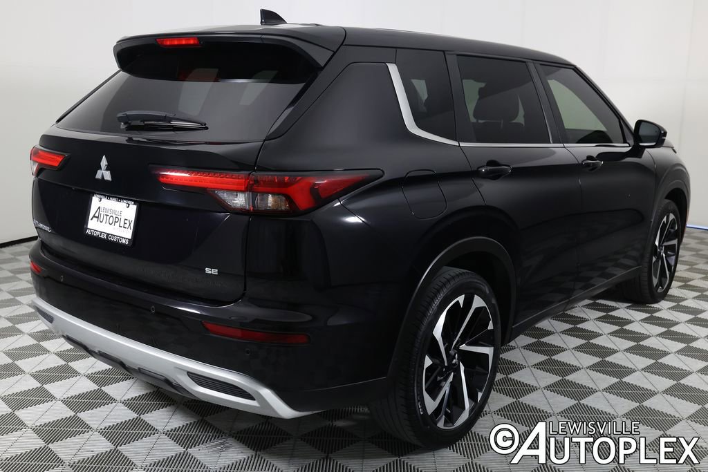 Used 2024 Mitsubishi Outlander SE FWD image 5