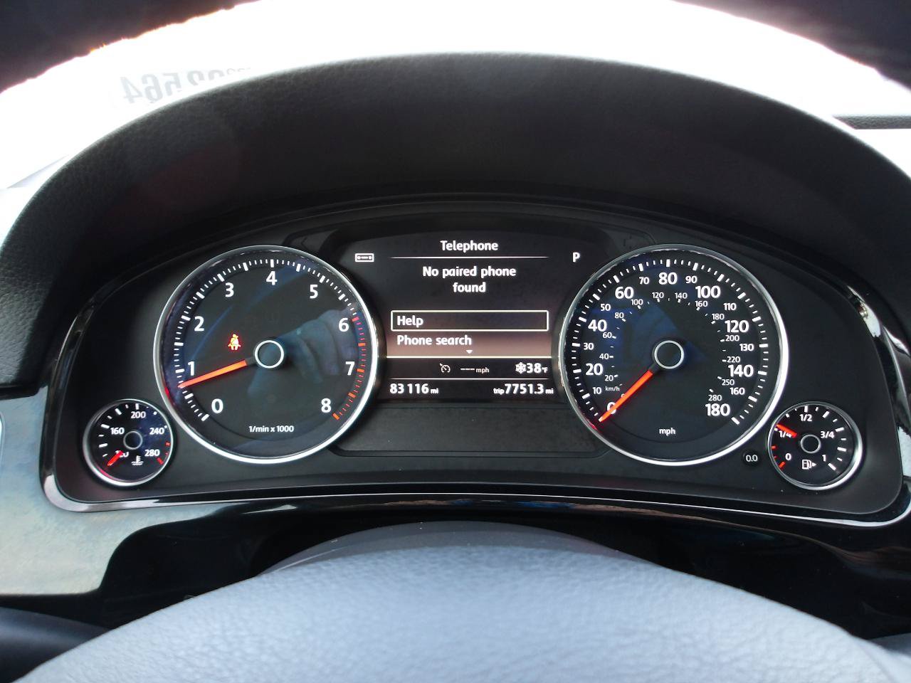 Used 2015 Volkswagen Touareg Sport AWD/4WD image 17
