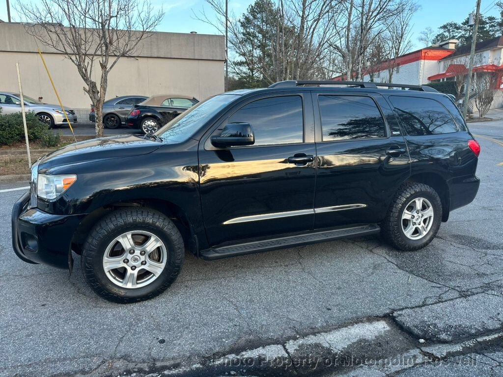 Used 2017 Toyota Sequoia SR5 RWD image 23