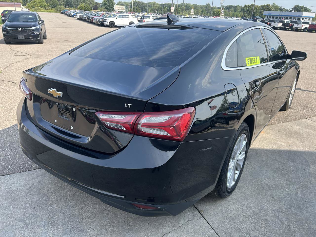Used 2020 Chevrolet Malibu LT FWD image 5