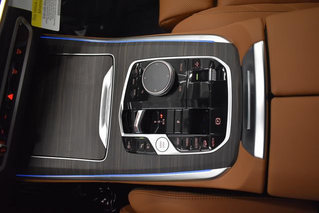 New 2026 BMW X5 xDrive50e w/ M Sport Package AWD/4WD image 29