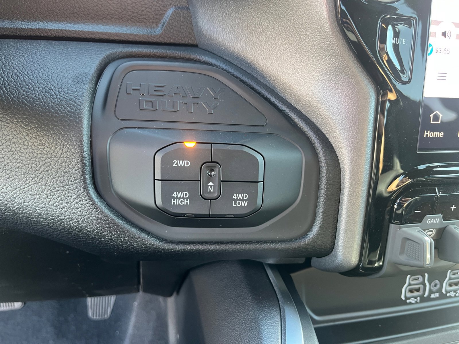 New 2025 RAM 2500 Big Horn image 31