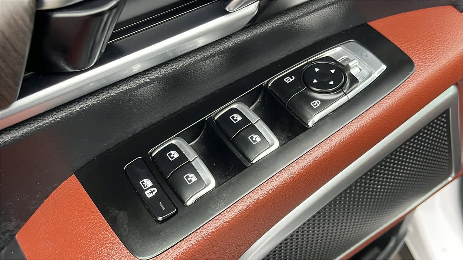 Used 2023 Kia Telluride EX image 25