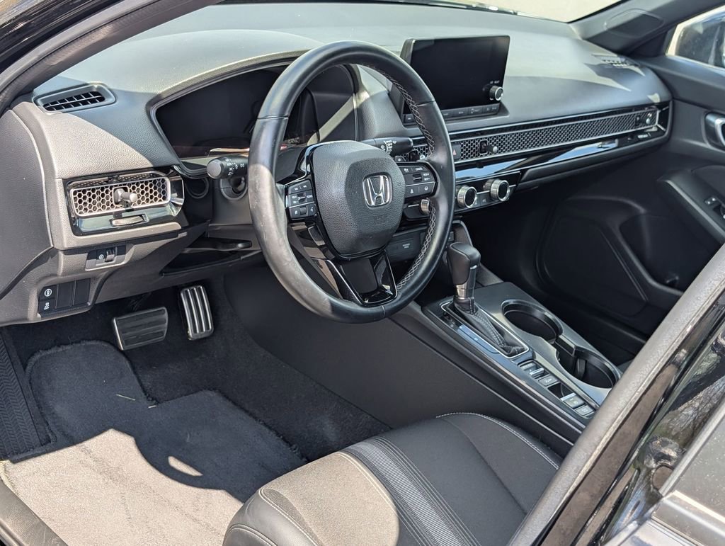 Used 2023 Honda Civic Sport image 9