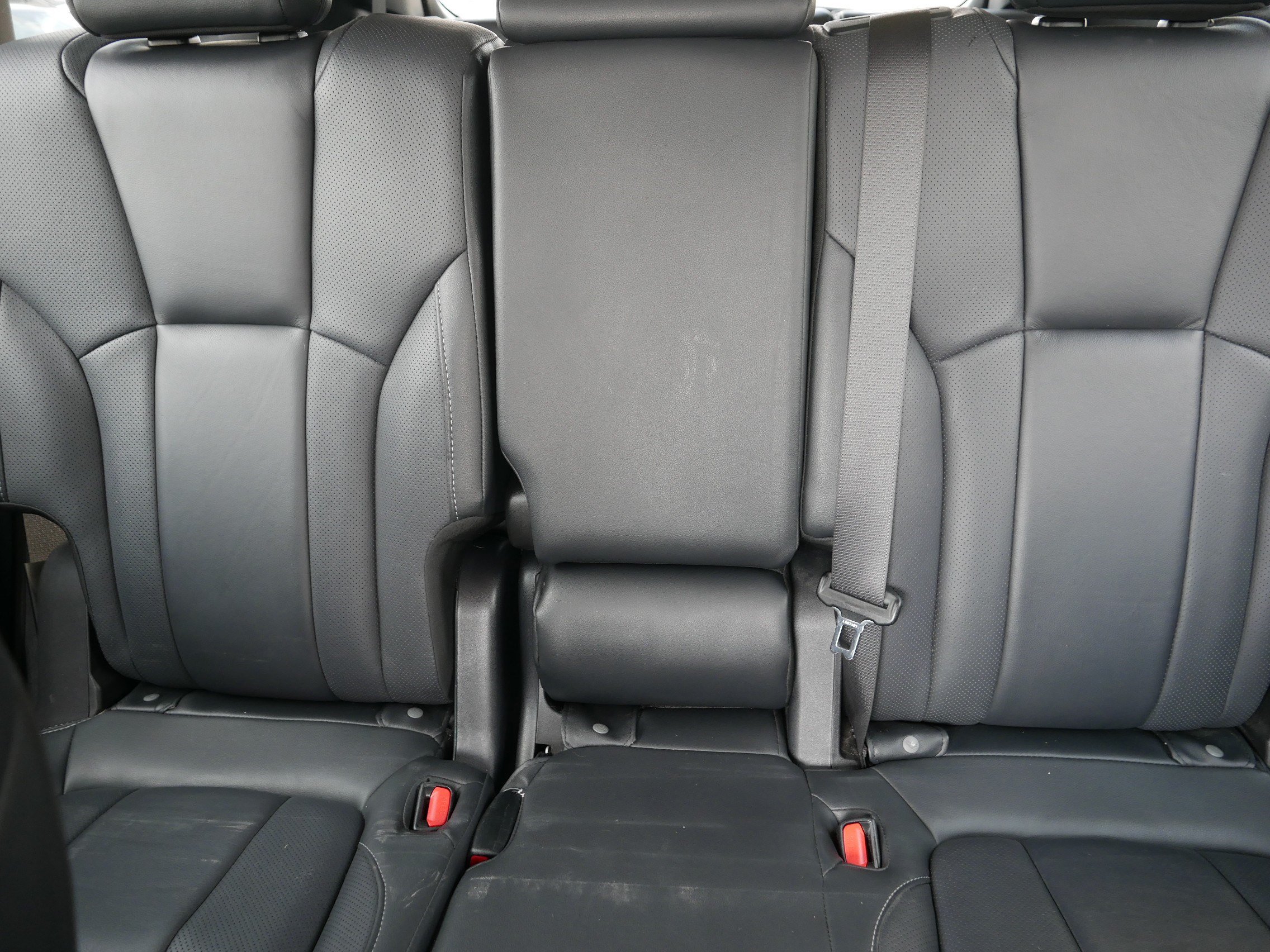 Used 2022 Subaru Ascent Limited AWD/4WD image 13