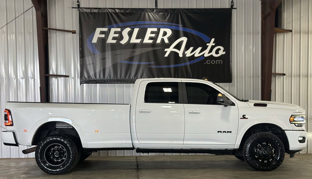 Used 2020 RAM 3500 Laramie image 1