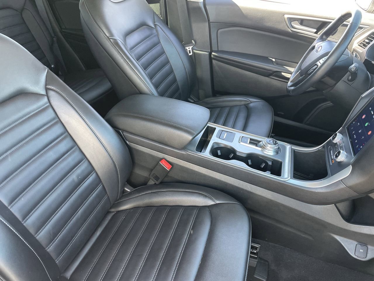 Used 2022 Ford Edge SEL w/ Convenience Package image 10