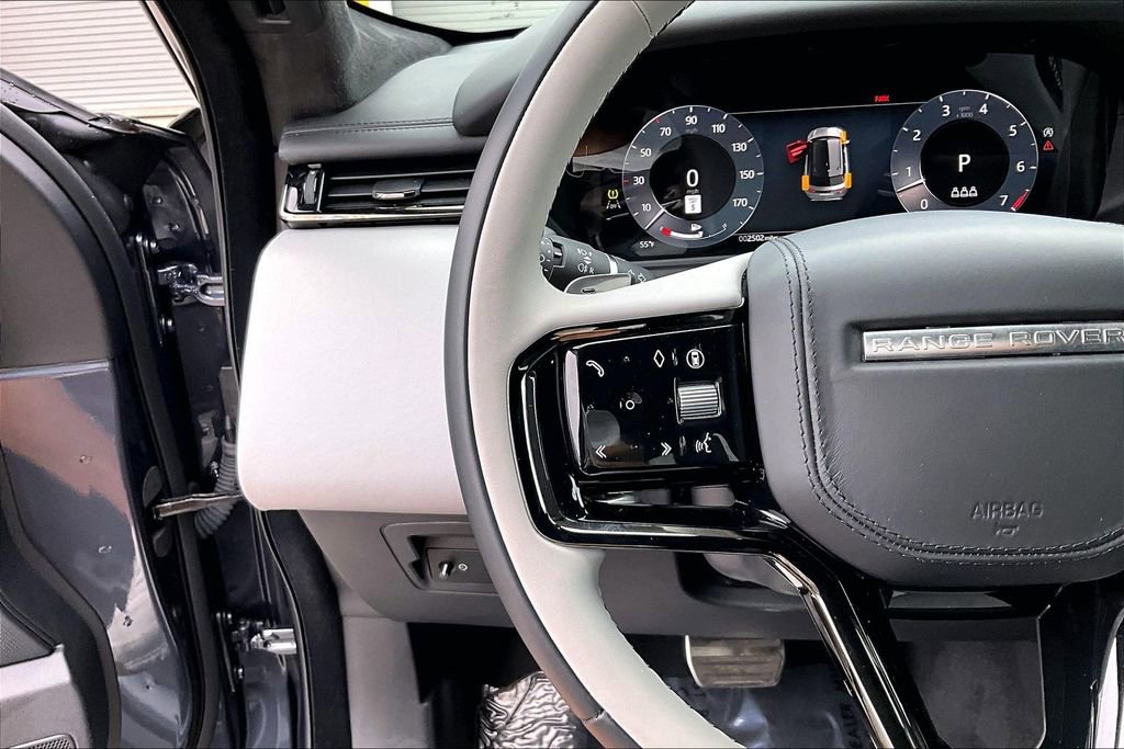 Used 2026 Land Rover Range Rover Velar Autobiography image 24