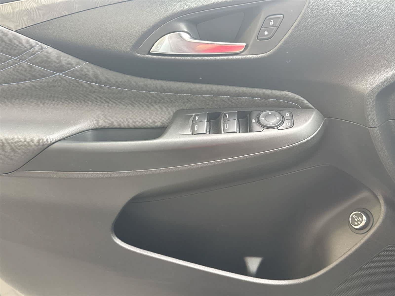 Used 2024 Buick Envista Sport Touring w/ Convenience I Package FWD image 20