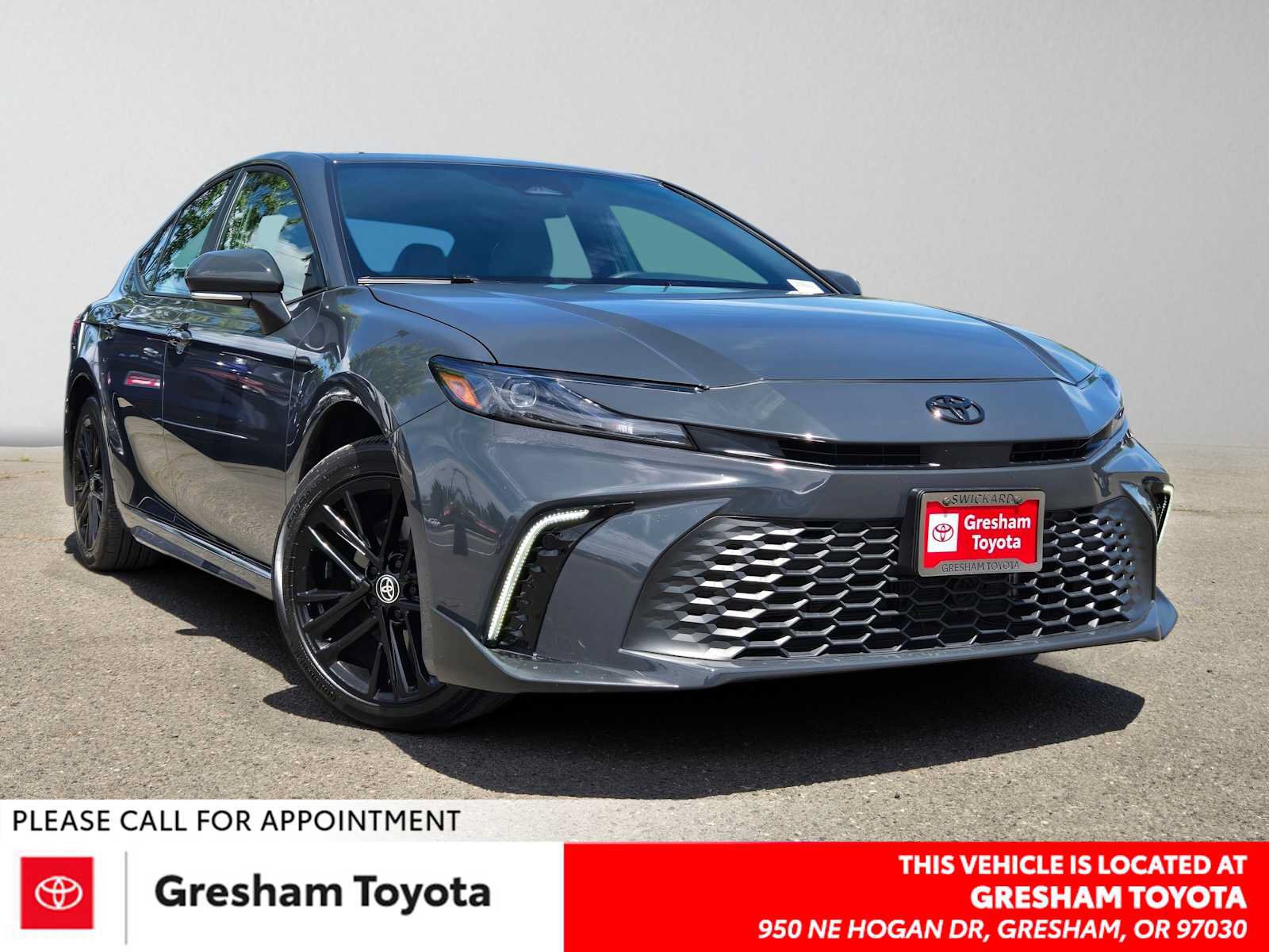 Certified 2025 Toyota Camry SE AWD/4WD image 1