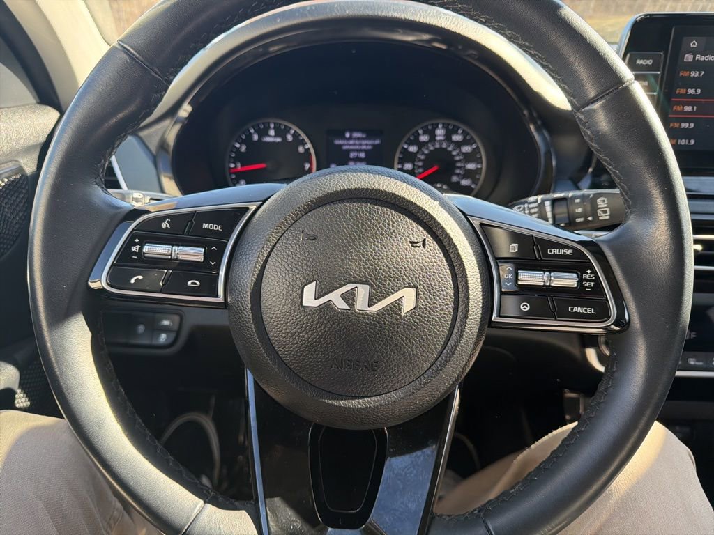 Certified 2023 Kia Seltos S image 17