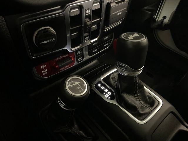 Used 2024 Jeep Wrangler Unlimited Rubicon w/ Technology Group AWD/4WD image 23
