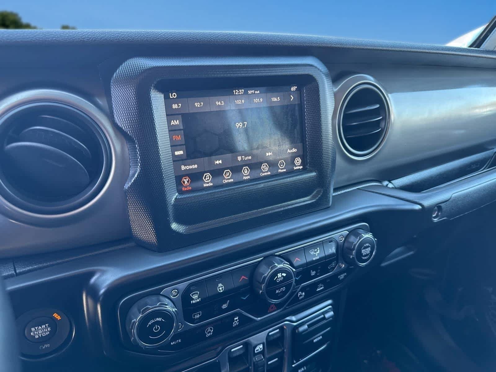 Used 2020 Jeep Gladiator Sport w/ Quick Order Package 24S AWD/4WD image 22