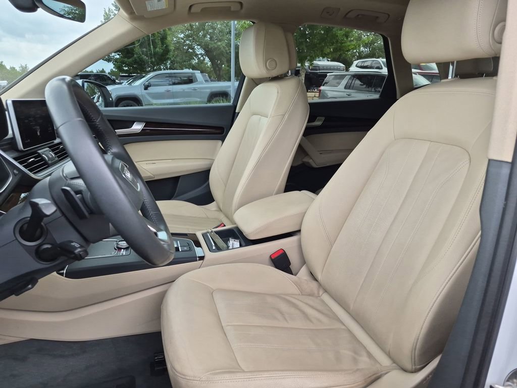 Used 2018 Audi Q5 2.0T Premium Plus w/ Premium Plus Package AWD/4WD image 19