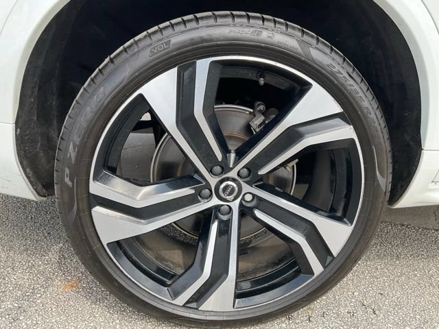 Certified 2024 Volvo XC90 B6 Ultimate w/ Protection Package Premier AWD/4WD image 9