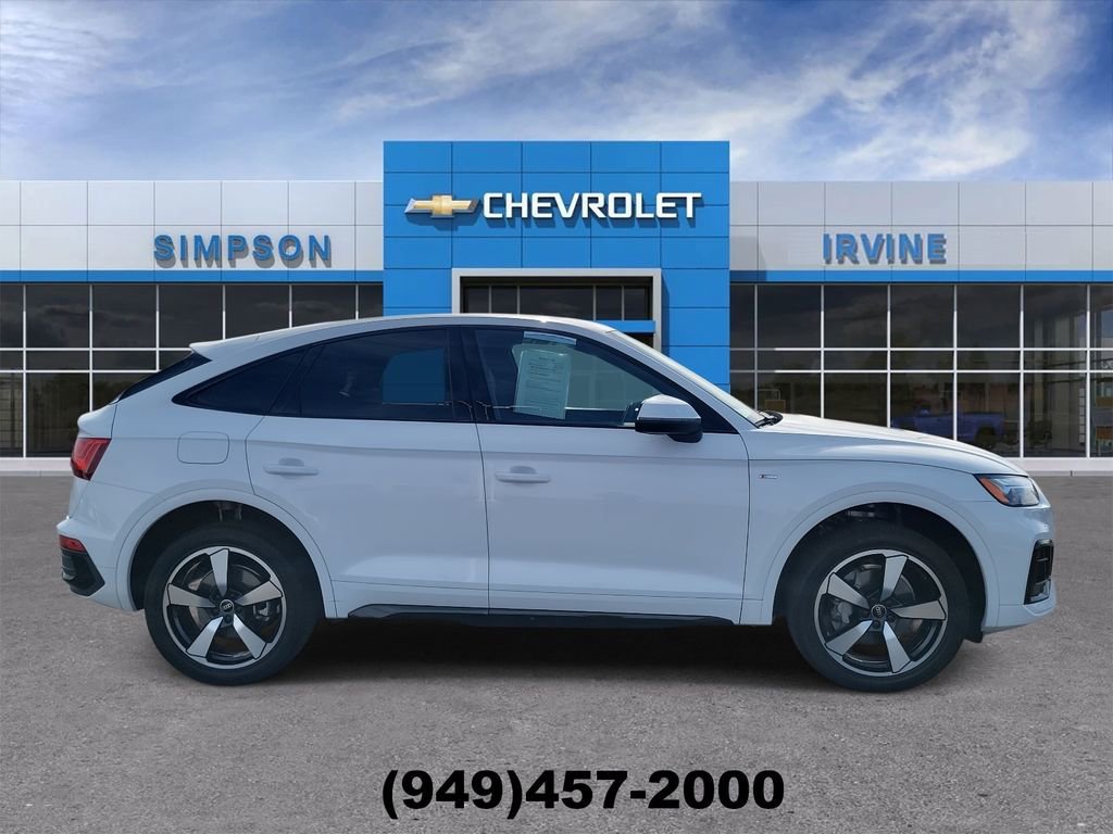 Used 2023 Audi Q5 2.0T Premium Plus w/ Premium Plus Package AWD/4WD image 9