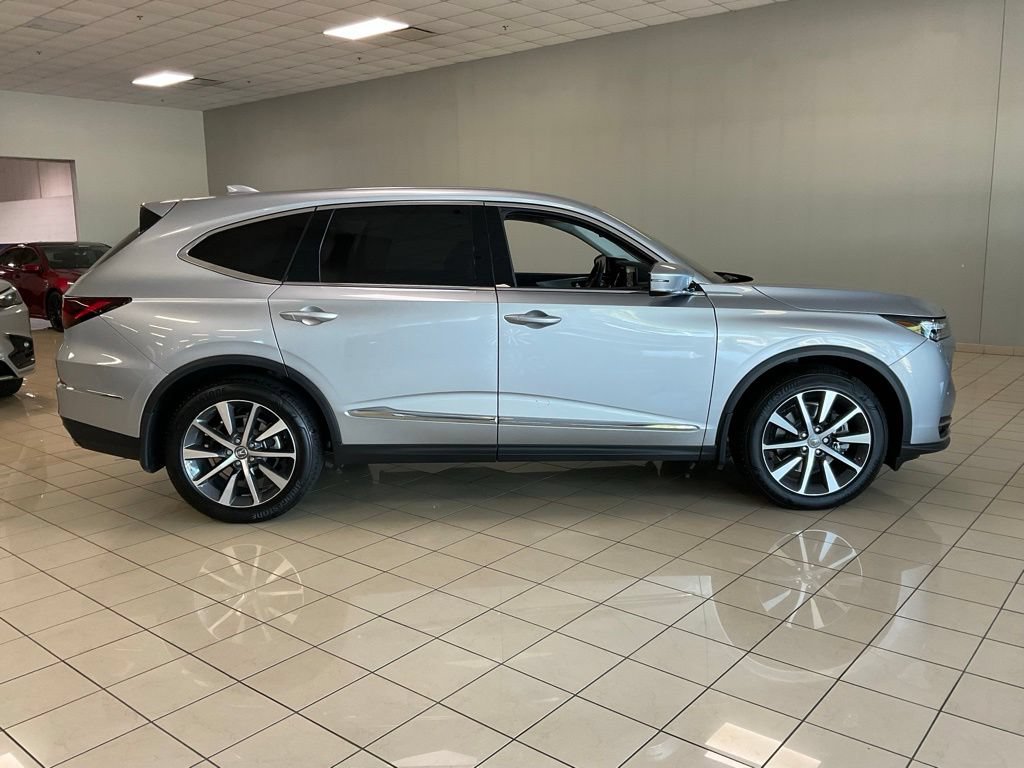 Certified 2026 Acura MDX w/ Technology Package AWD/4WD image 7