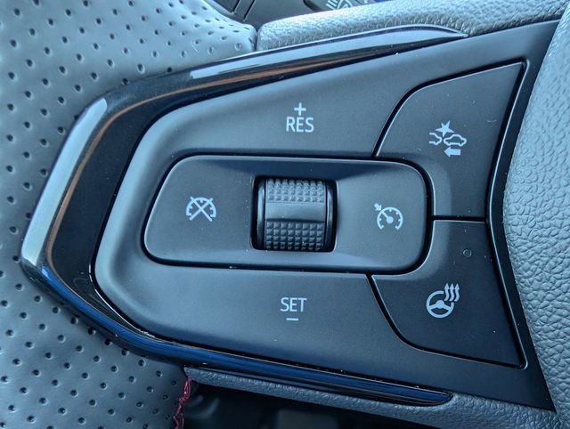 New 2026 Chevrolet Trax RS w/ Driver Confidence Package image 22