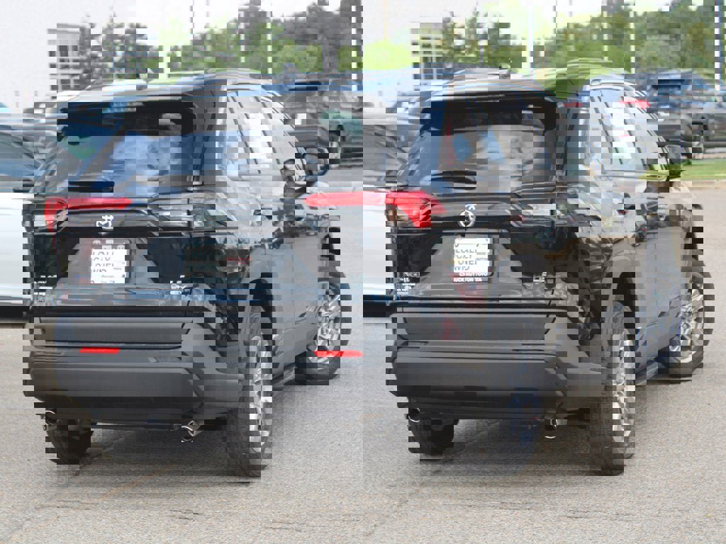 New 2025 Toyota RAV4 LE image 8