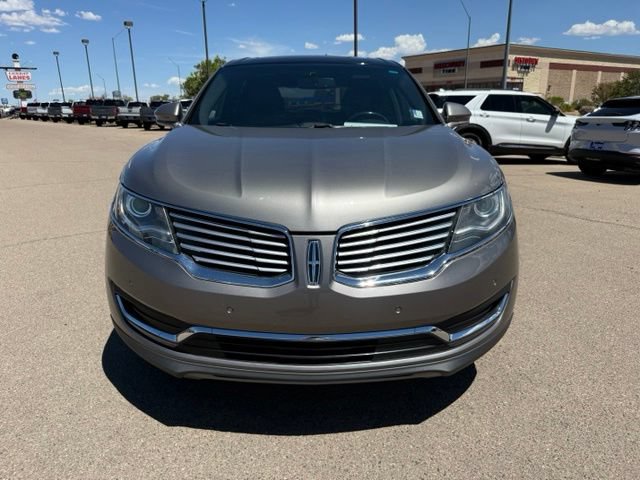 Used 2017 Lincoln MKX Reserve AWD/4WD image 2