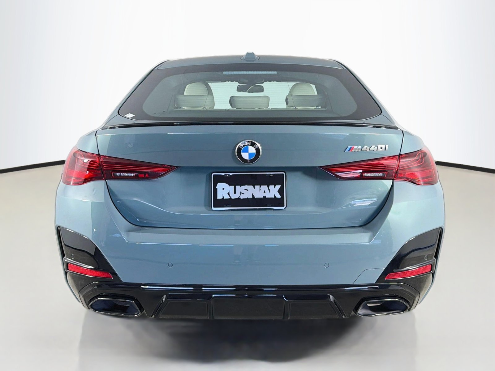 Used 2026 BMW M440i w/ Premium Package RWD image 6