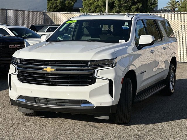 Used 2023 Chevrolet Suburban LT image 8