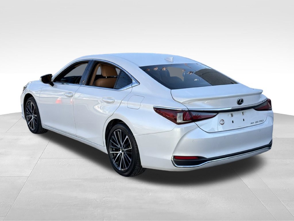 Used 2022 Lexus ES 250 w/ Premium Package AWD/4WD image 5