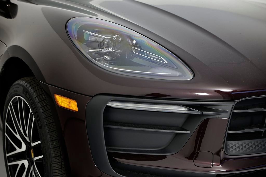 New 2026 Porsche Macan image 16